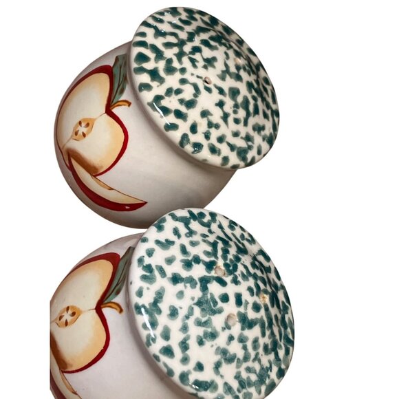 VINTAGE POTTERY GREEN SPONGE DESIGN ON TOP RED APPLE SALT AND PEPPER SHAKERS - Picture 5 of 12
